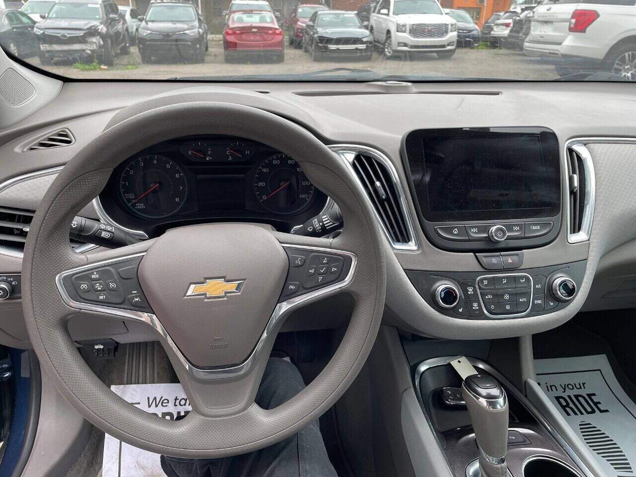 Used 2020 Chevrolet Malibu LT image 16