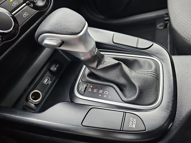 Used 2020 Kia Soul LX FWD image 17