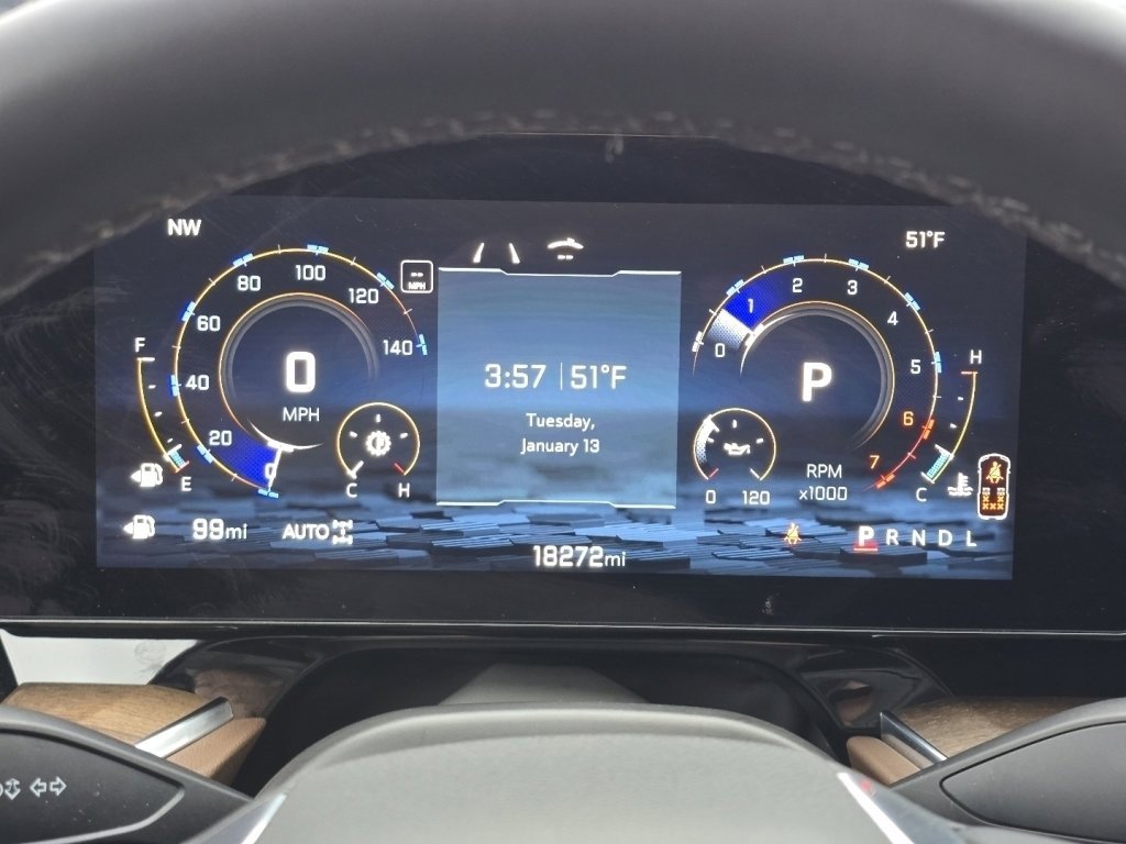 Used 2025 Chevrolet Suburban High Country image 24