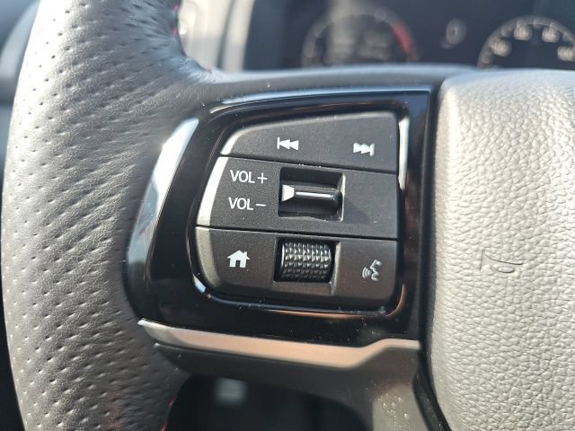 Used 2025 Honda Ridgeline Black Edition image 40