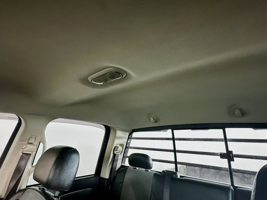 Used 2005 Dodge Ram 3500 Truck SLT image 19