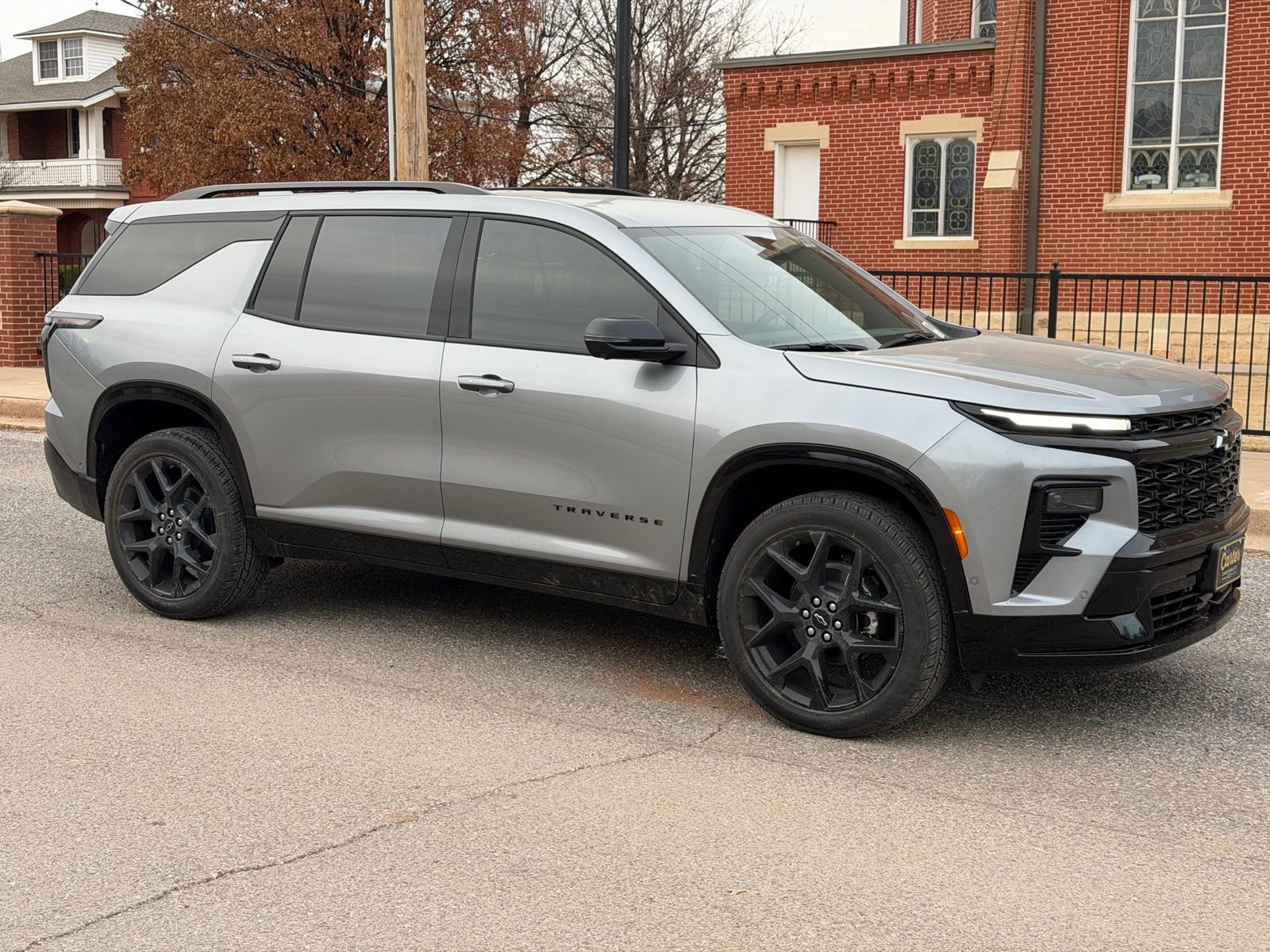 New 2026 Chevrolet Traverse RS image 2