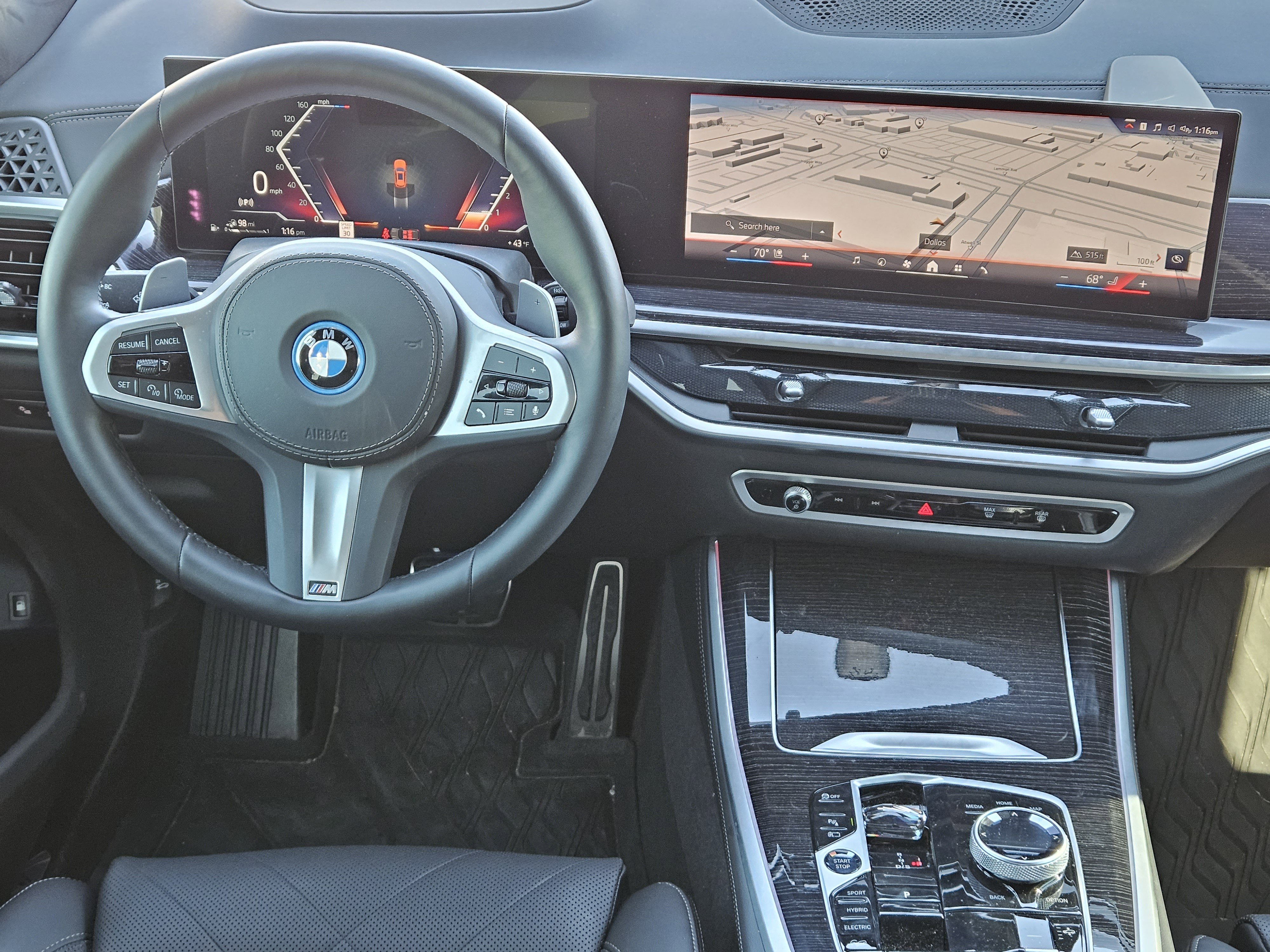 Used 2025 BMW X5 xDrive50e w/ Executive Package image 26