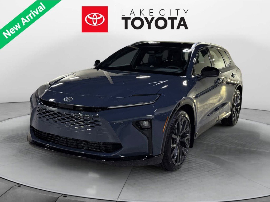 New 2025 Toyota Crown Signia