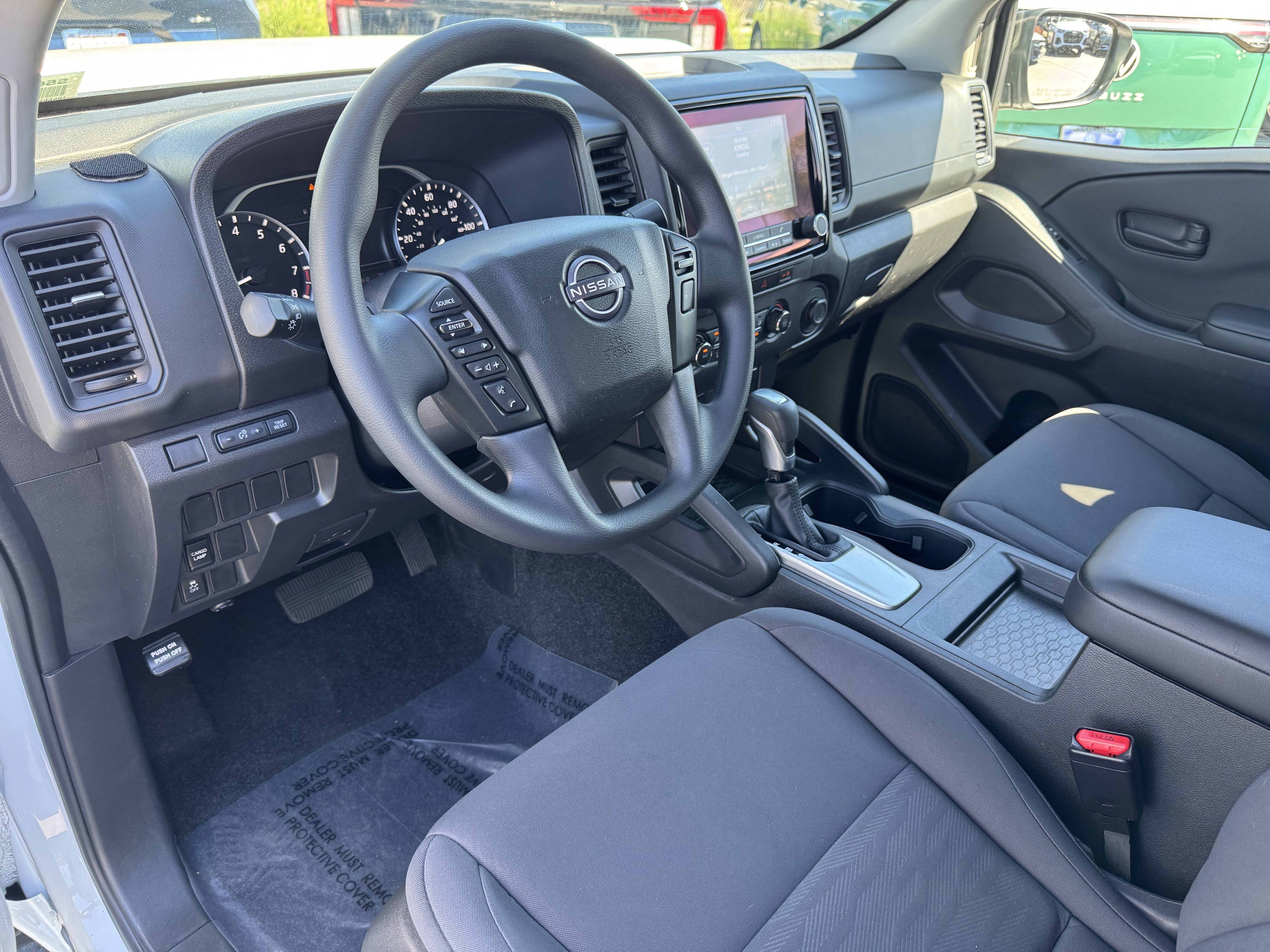 Used 2024 Nissan Frontier S image 17