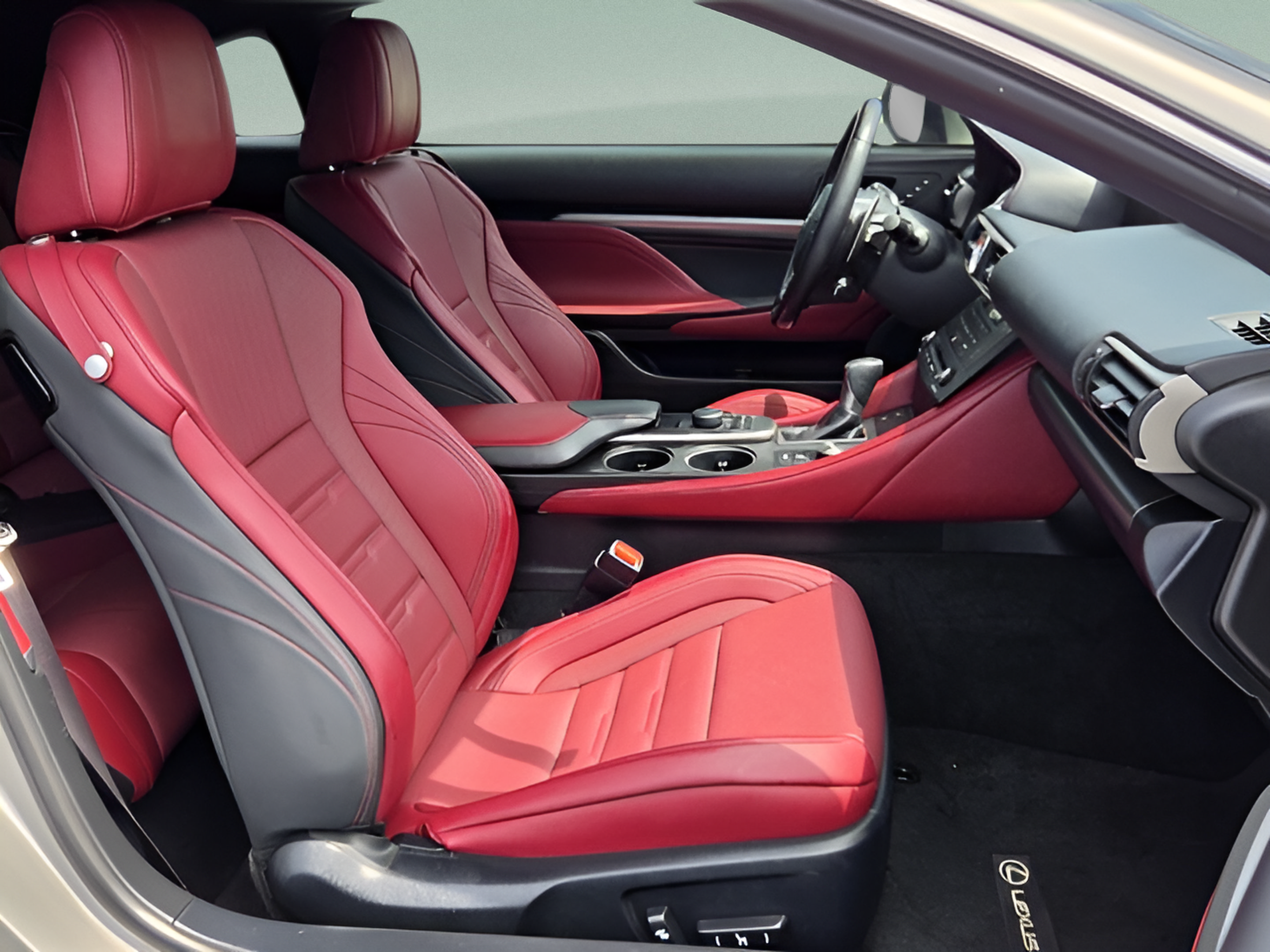 Used 2017 Lexus RC 200t F Sport RWD image 15