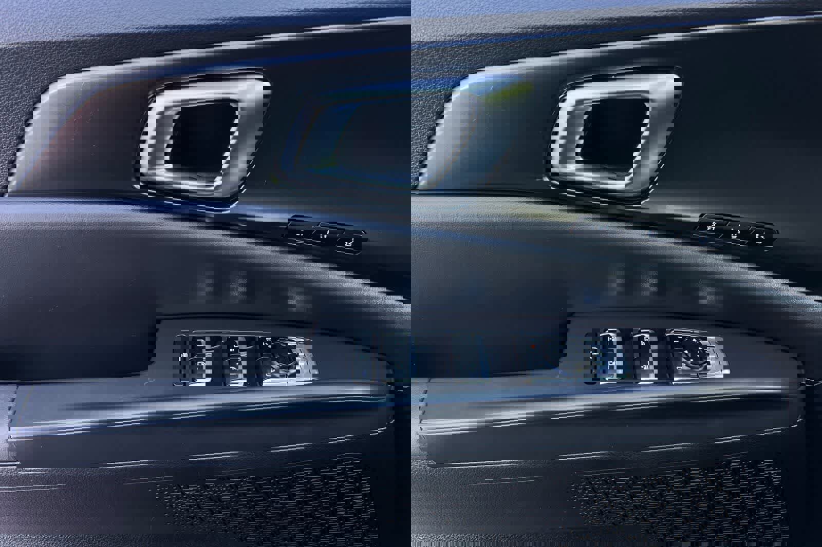 Used 2025 Kia Carnival SX Prestige image 13