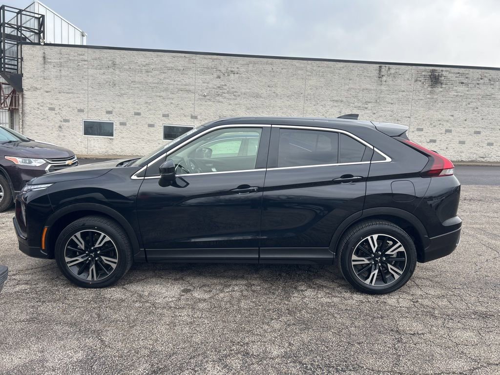Used 2025 Mitsubishi Eclipse Cross SE image 4