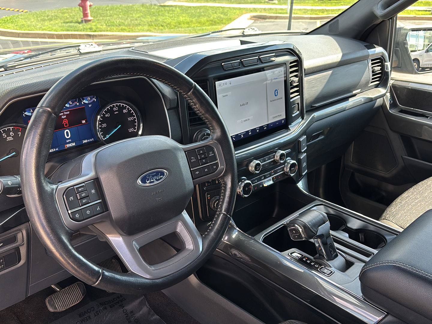Used 2022 Ford F150 XLT w/ Equipment Group 302A High AWD/4WD image 14
