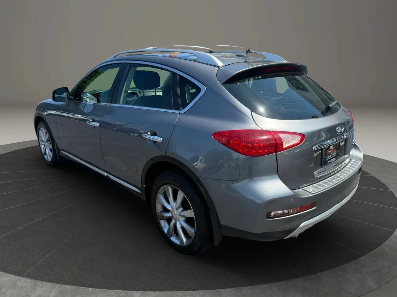 Used 2016 INFINITI QX50 AWD w/ Premium Plus Package image 9