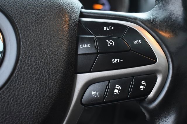 Used 2018 Jeep Grand Cherokee High Altitude image 33