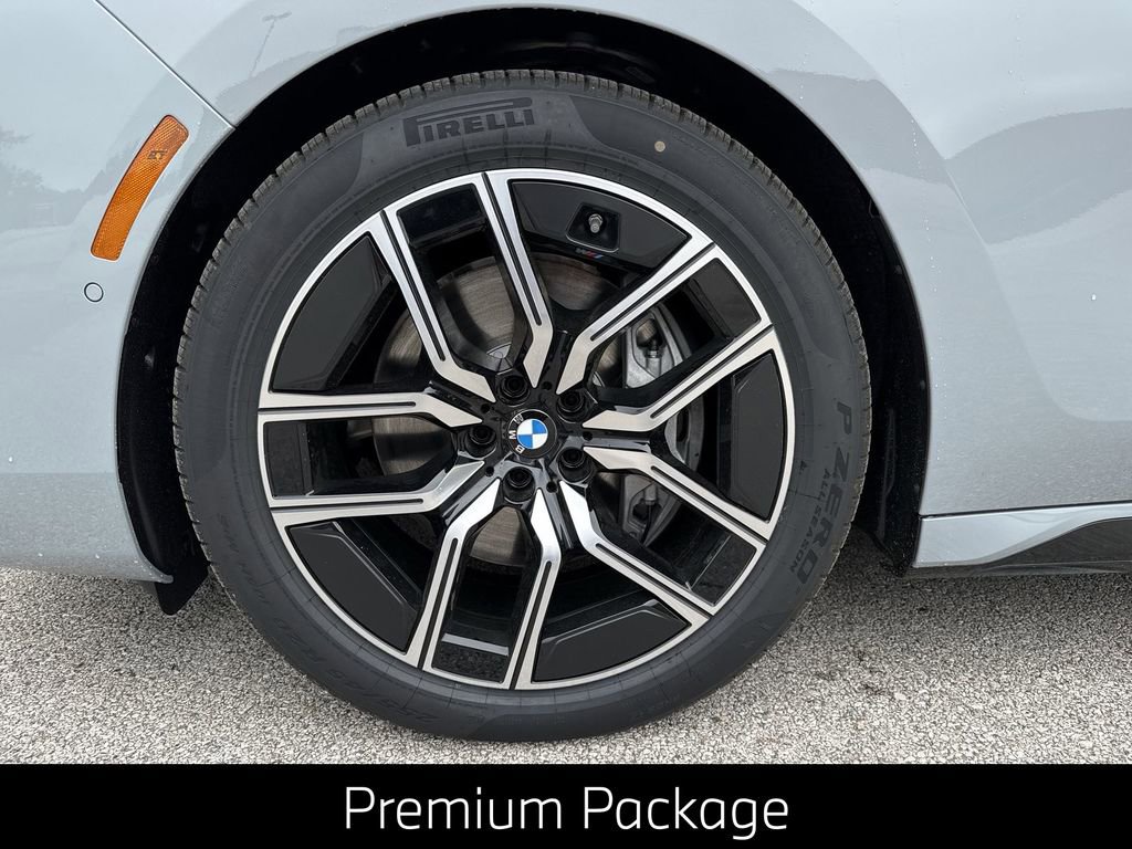 Certified 2025 BMW 740i xDrive image 14
