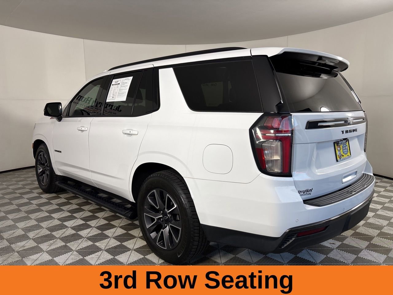 Used 2021 Chevrolet Tahoe Z71 w/ Z71 Off-Road Package image 8