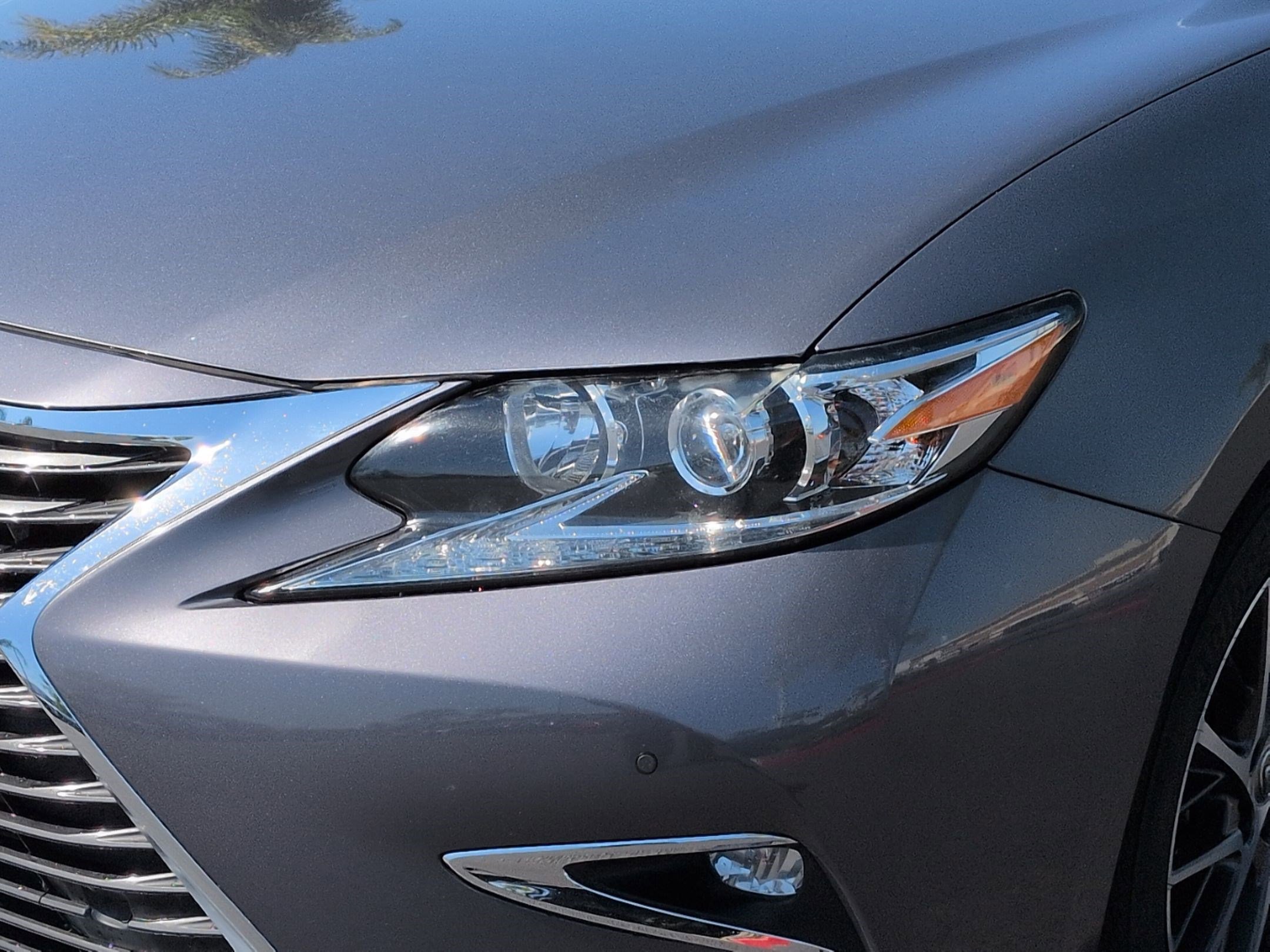 Used 2017 Lexus ES 350 w/ Navigation System Package FWD image 6