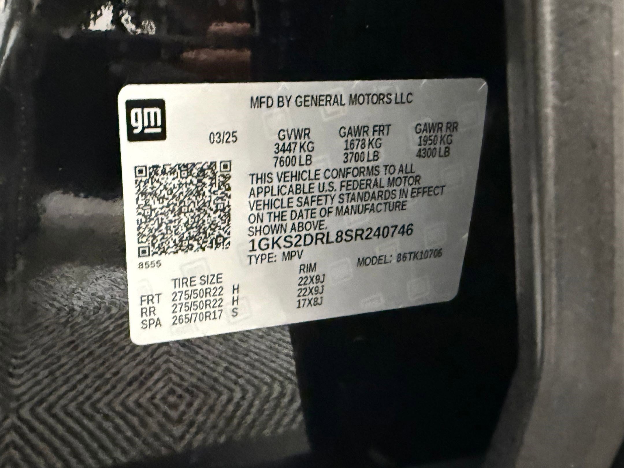 Used 2025 GMC Yukon Denali w/ LPO, Floor Liner Package image 20