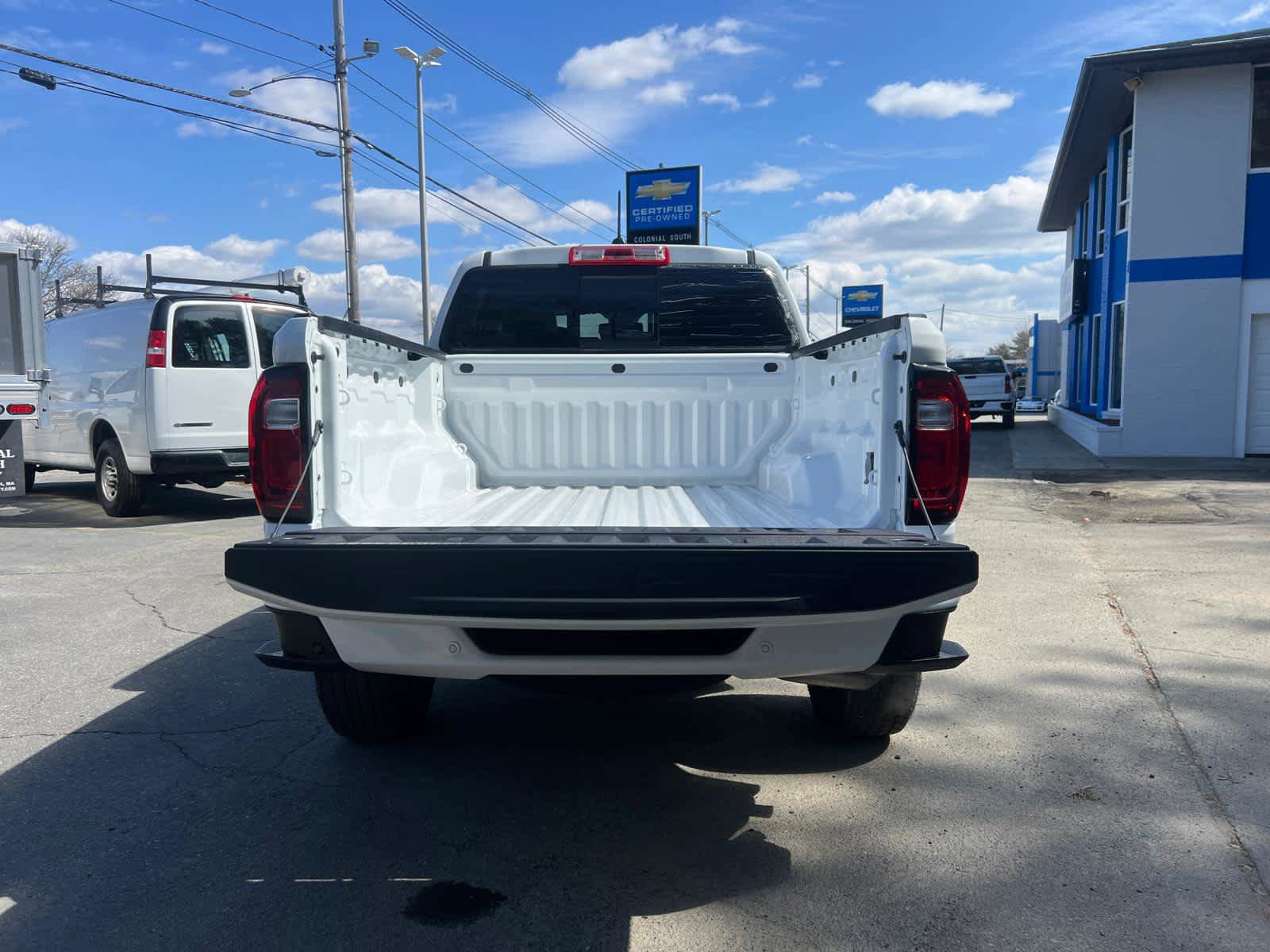 Certified 2024 GMC Canyon Elevation w/ Elevation Premium Package image 35