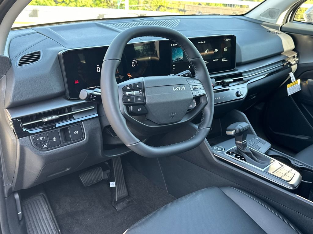 New 2026 Kia Sportage EX FWD image 18