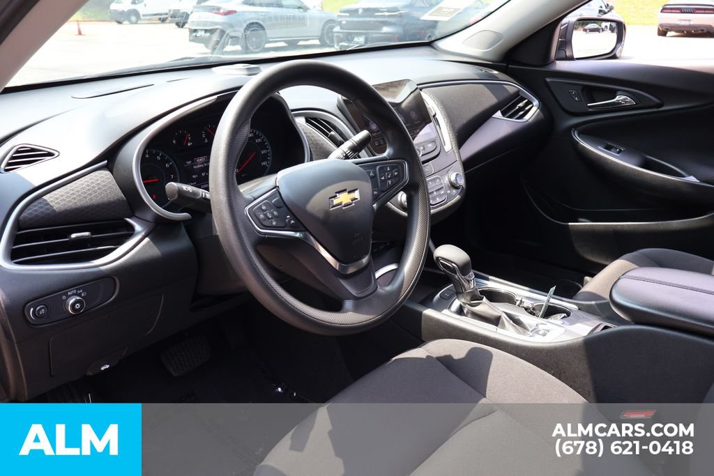 Used 2024 Chevrolet Malibu LT FWD image 9