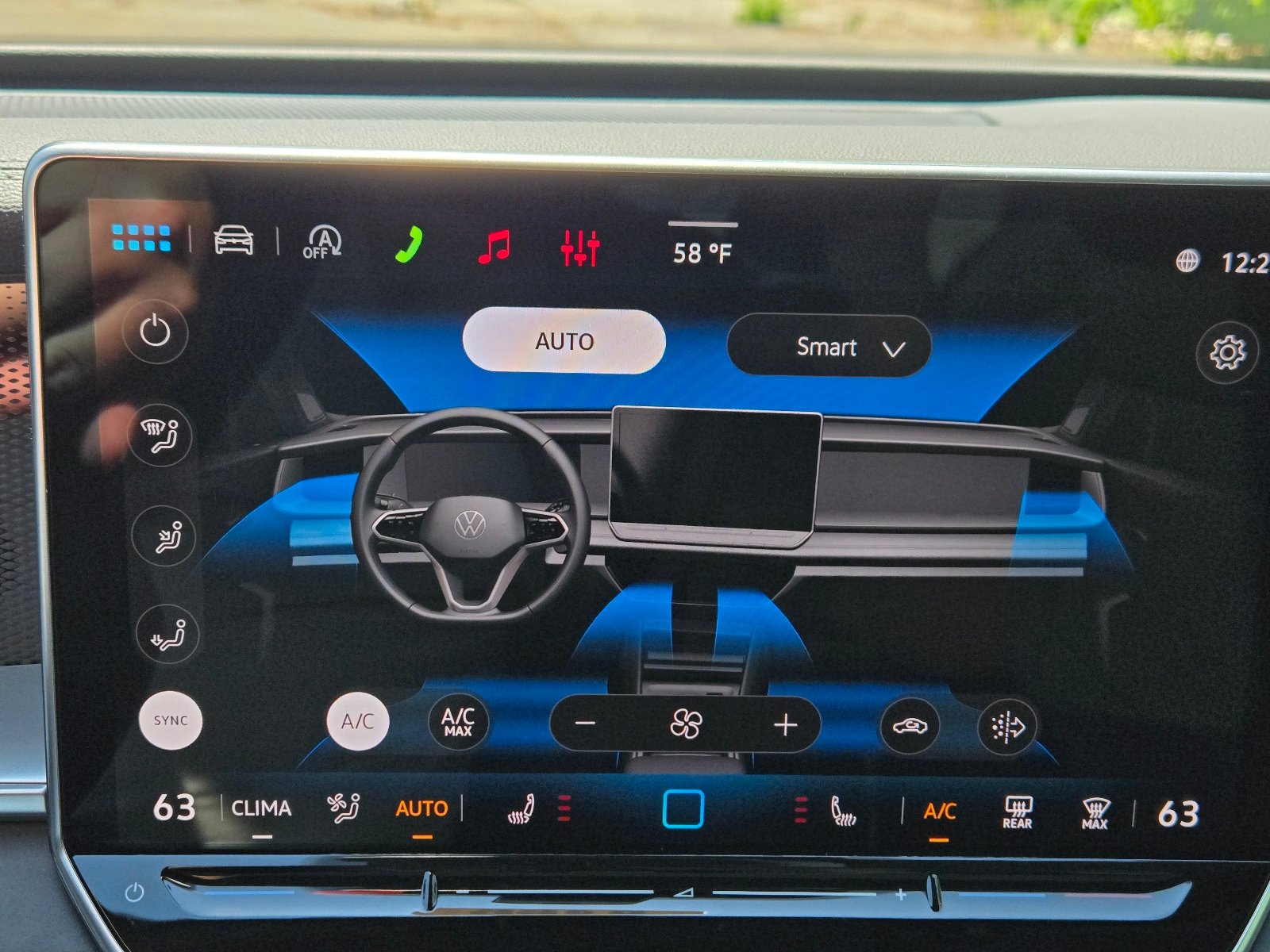 New 2026 Volkswagen Tiguan SE R-Line FWD image 23