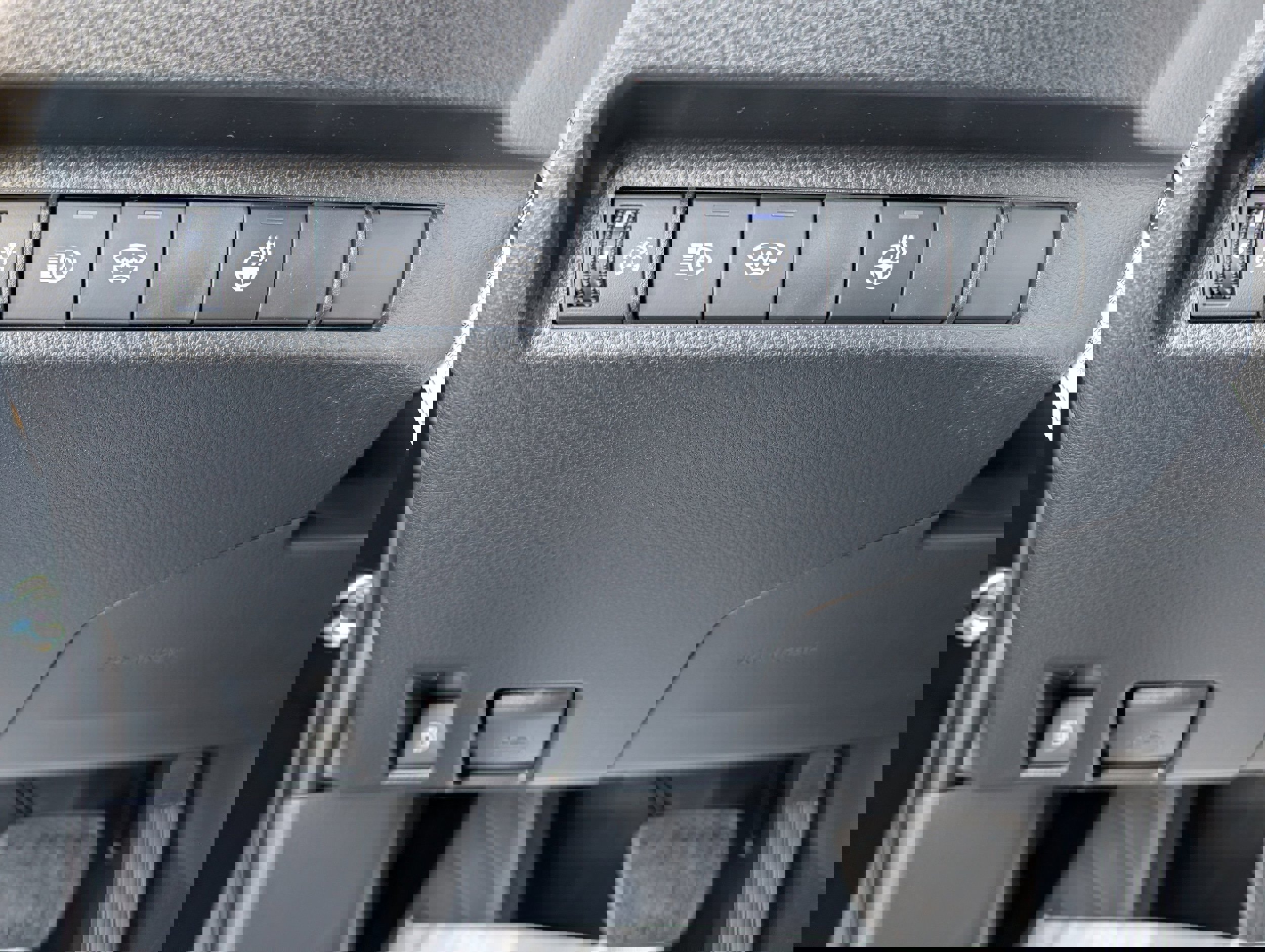 New 2025 Toyota RAV4 XLE image 23