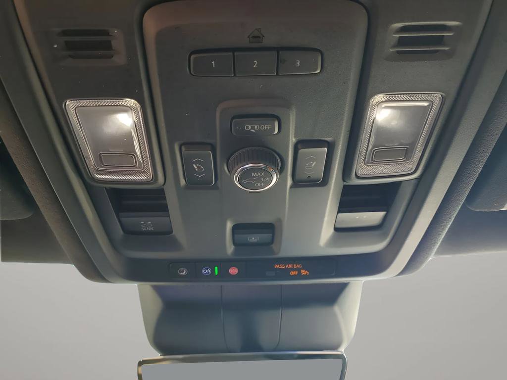 Certified 2023 Cadillac Escalade ESV Premium Luxury Platinum w/ LPO, Radiant Package image 43