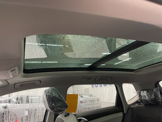 New 2026 Volkswagen Taos SE image 21