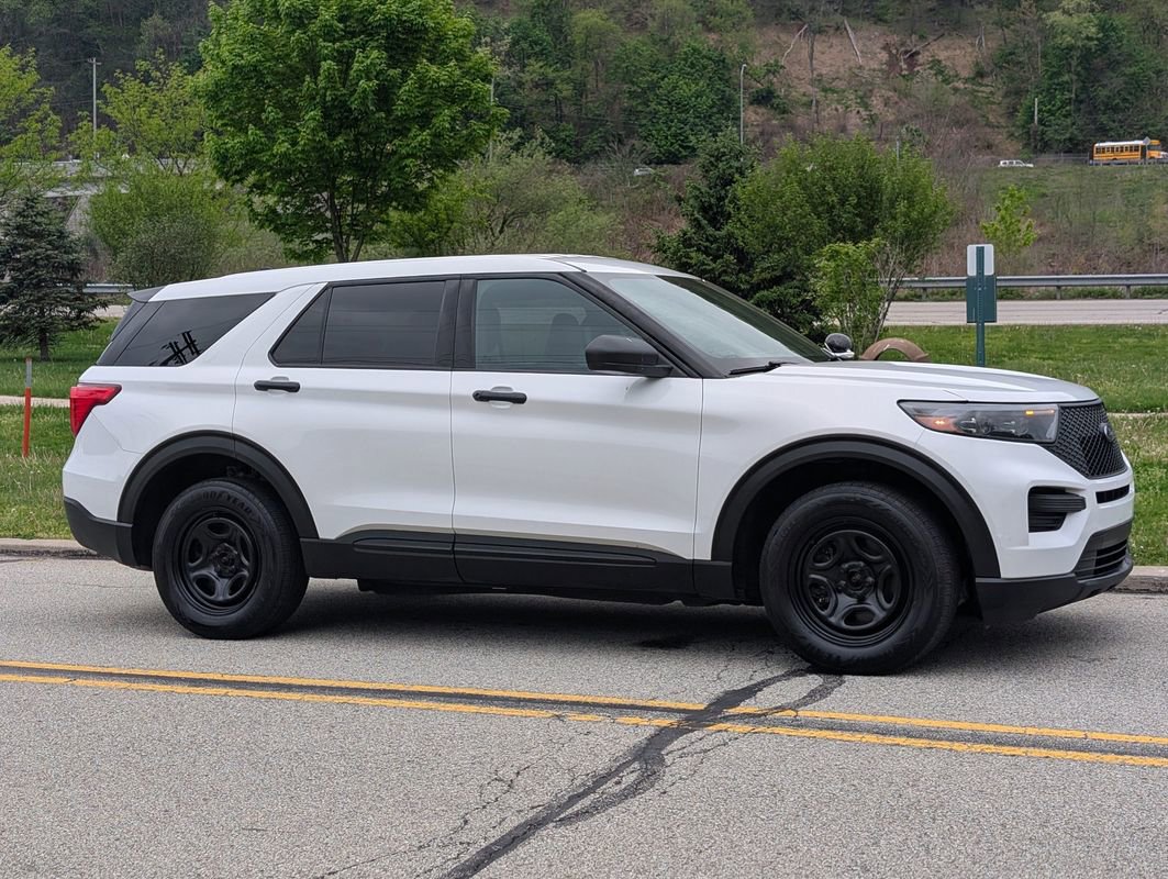 Used 2021 Ford Explorer 4WD Police Interceptor image 4