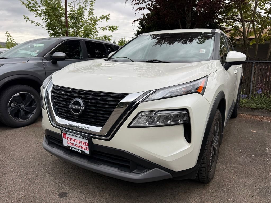 Used 2023 Nissan Rogue SV AWD/4WD image 2
