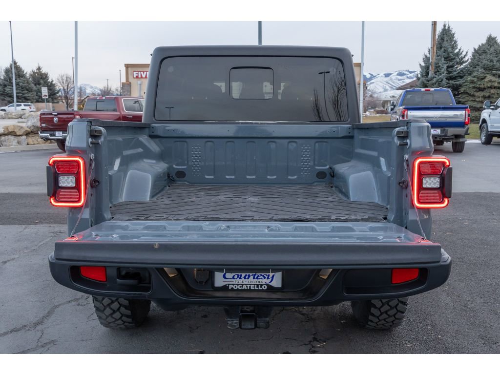 Used 2024 Jeep Gladiator Sport image 14
