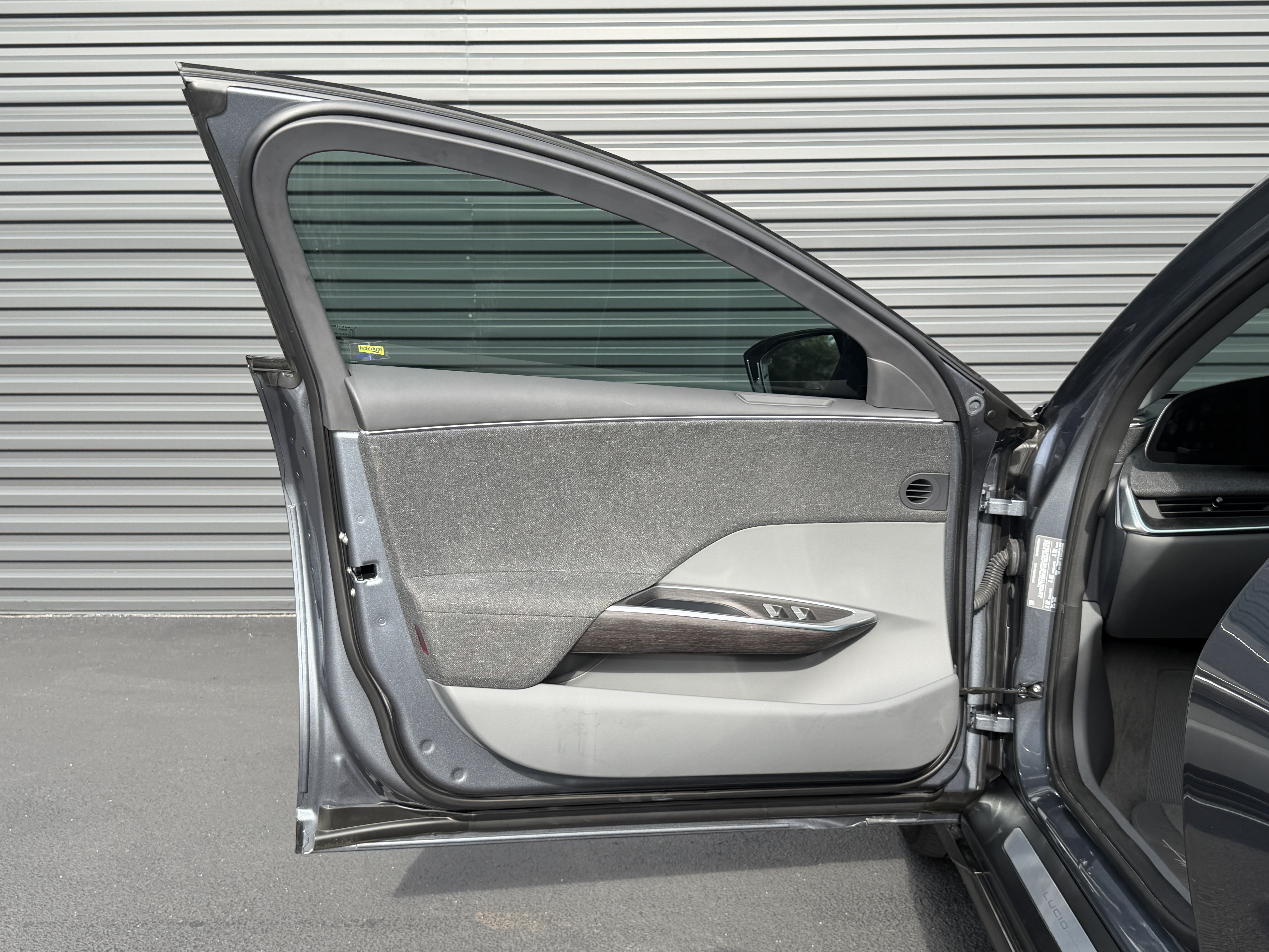 Used 2025 Lucid Air Pure RWD image 20