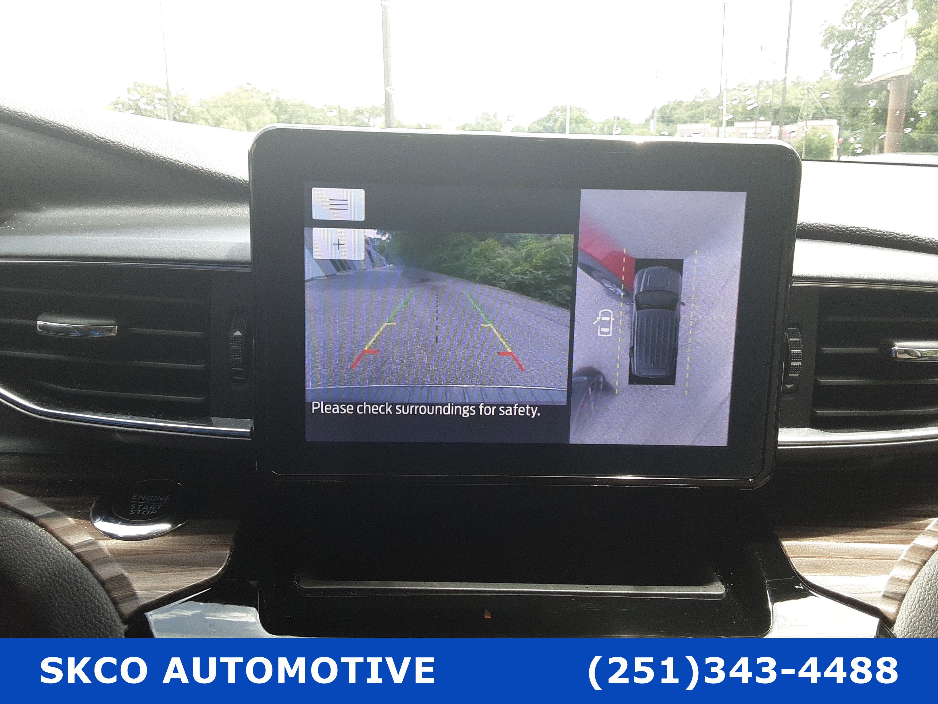 Used 2023 Ford Explorer Limited image 17