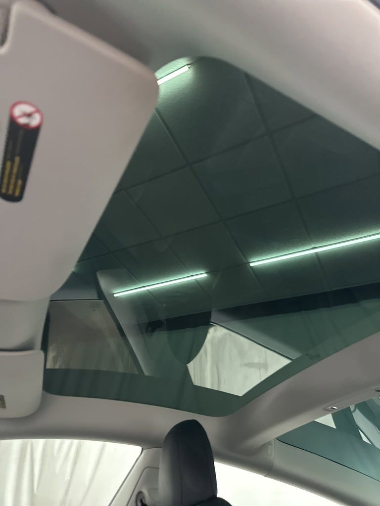 Used 2022 Tesla Model 3 image 15