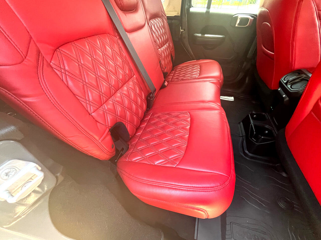 Used 2019 Jeep Wrangler Unlimited Sport S image 43