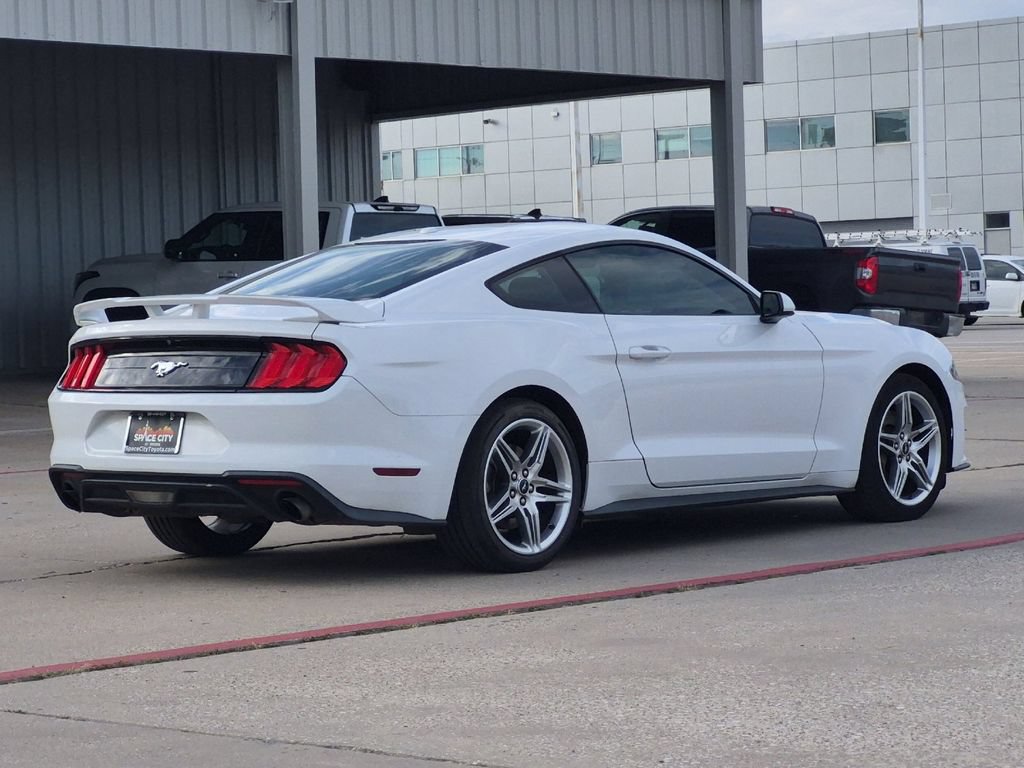 Used 2019 Ford Mustang Coupe w/ Ecoboost Performance Package RWD image 6