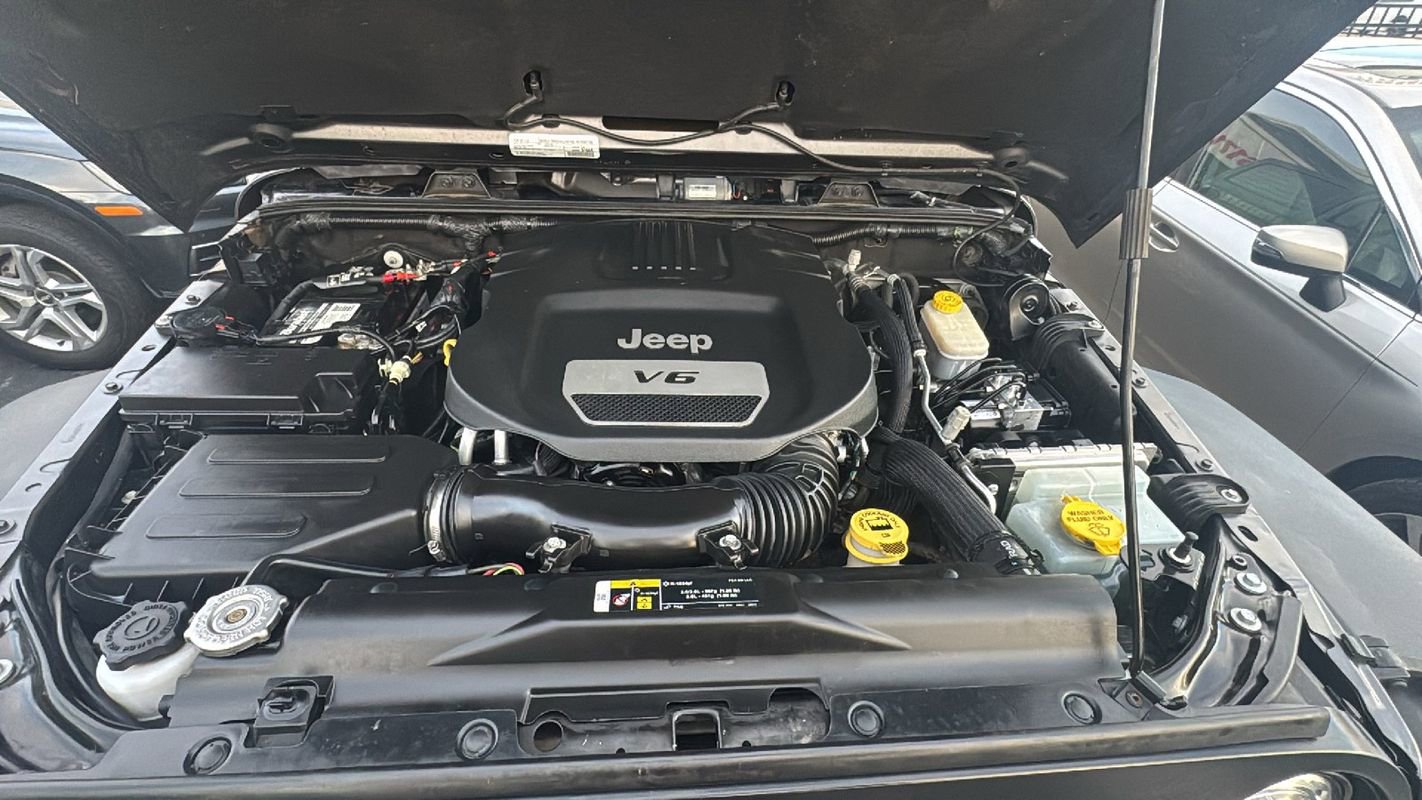 Used 2018 Jeep Wrangler Unlimited Rubicon image 29