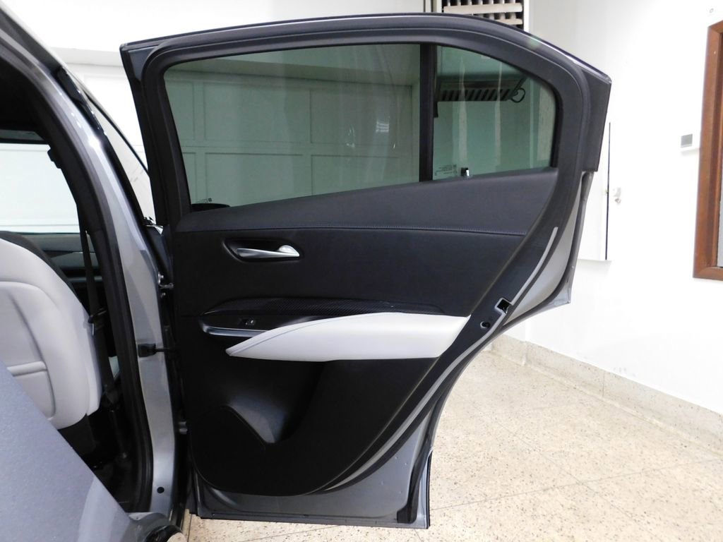 Used 2024 Cadillac XT4 Sport image 92