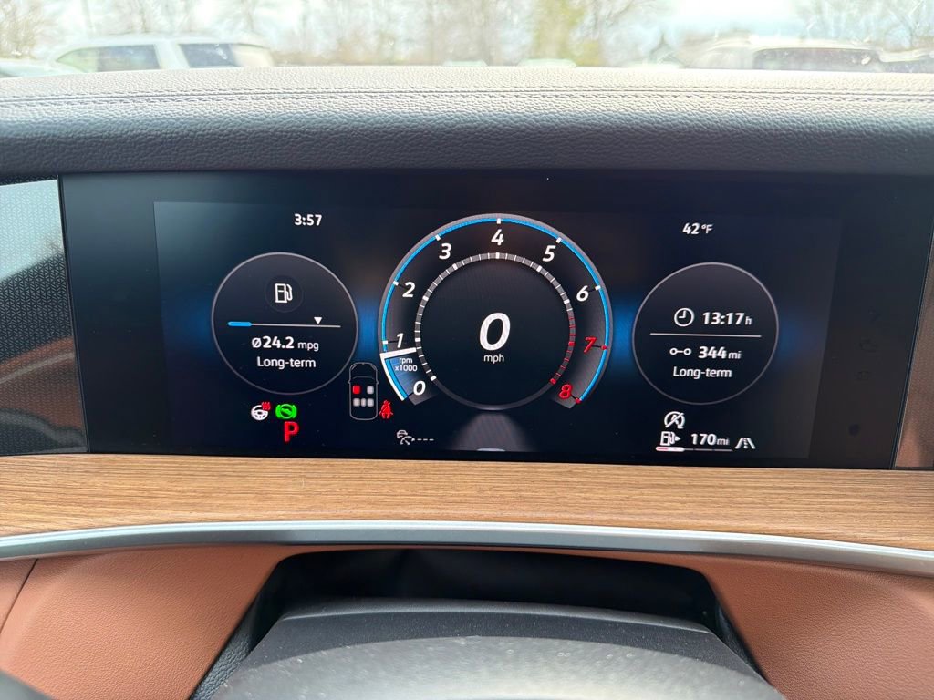 New 2026 Volkswagen Tiguan SEL R-Line image 17