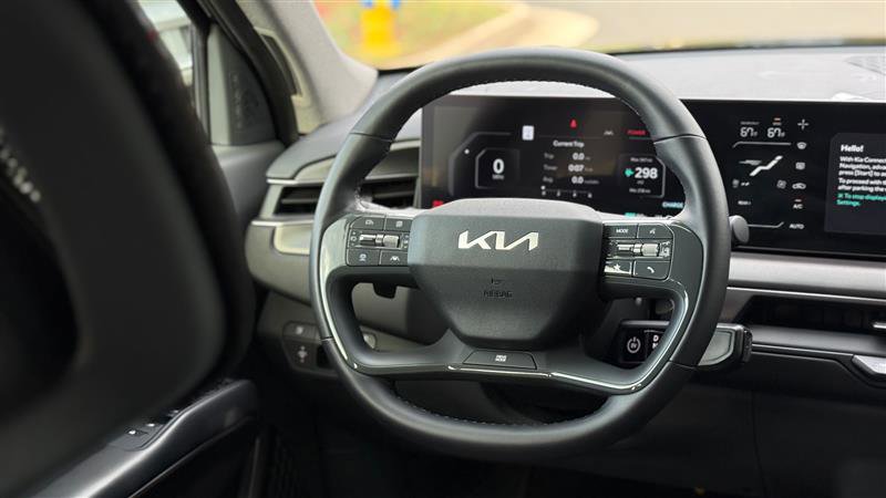 Used 2024 Kia EV9 Light Long Range image 25
