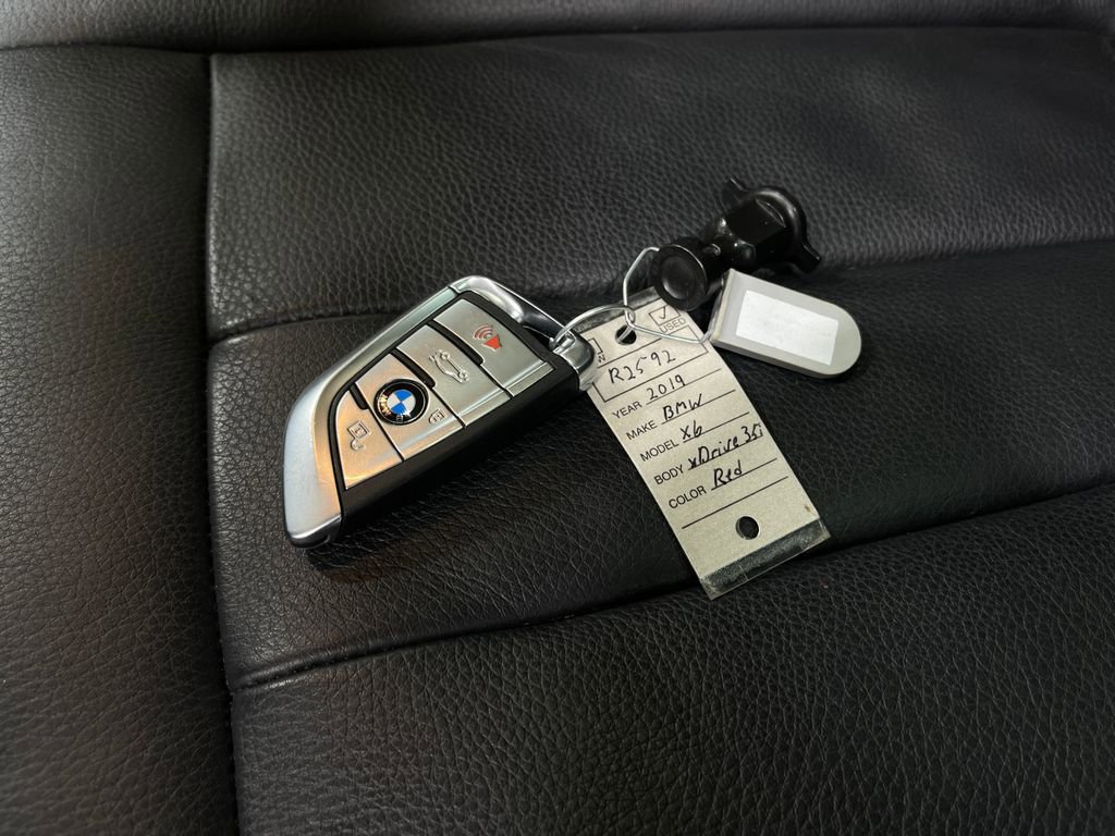 Used 2019 BMW X6 xDrive35i w/ Executive Package image 39