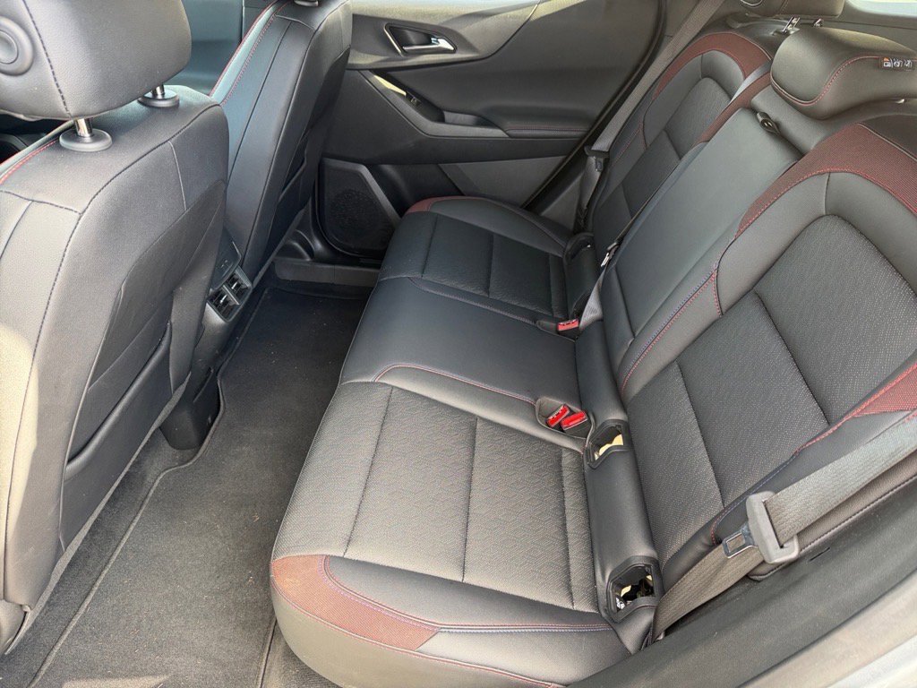 Used 2025 Chevrolet Equinox RS image 12