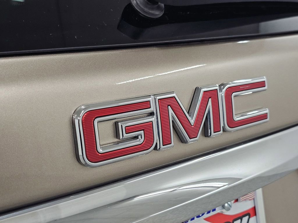 Used 2018 GMC Terrain SLE w/ Driver Convenience Package FWD image 28