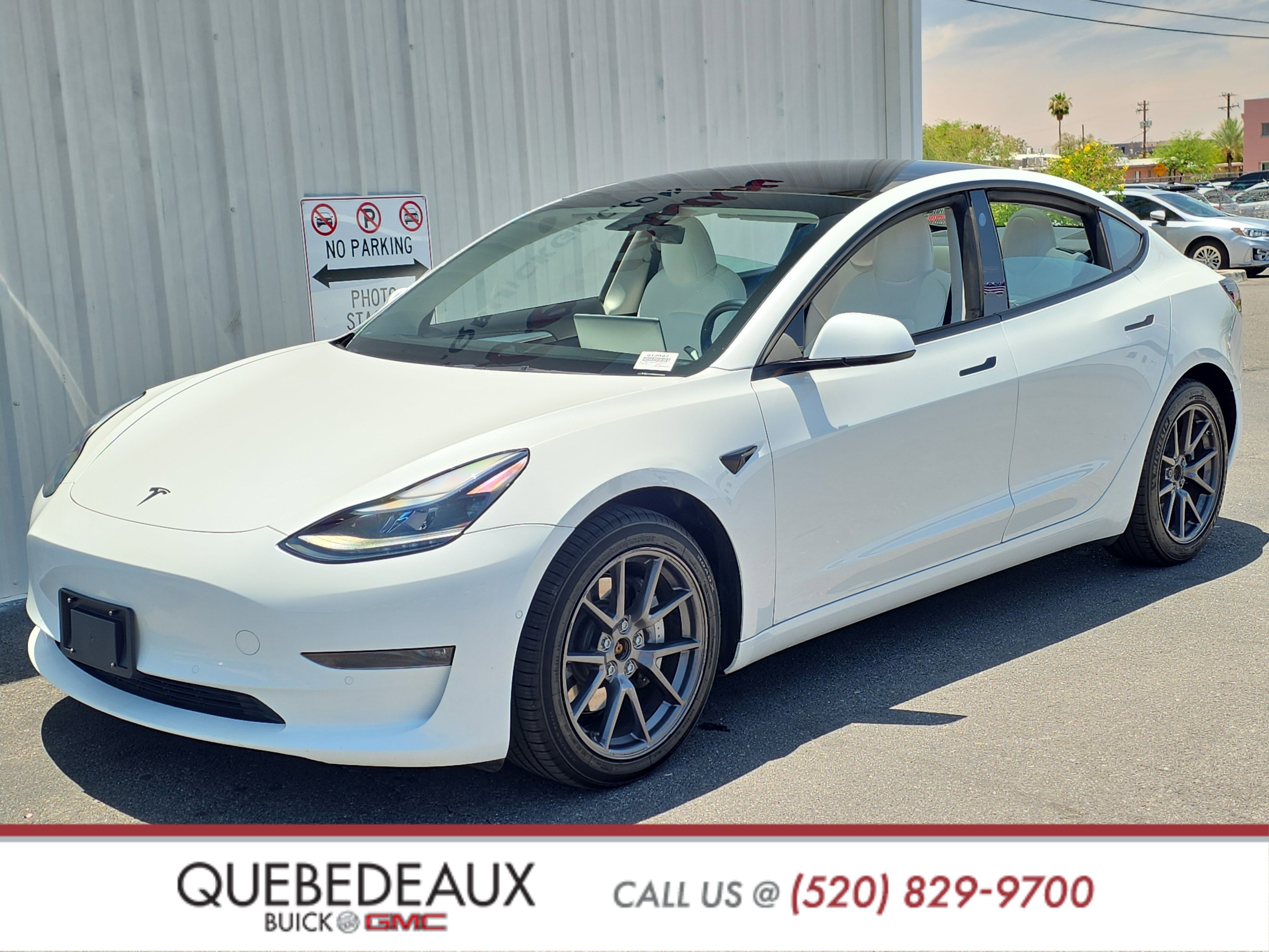 Used 2022 Tesla Model 3 Long Range AWD/4WD image 3