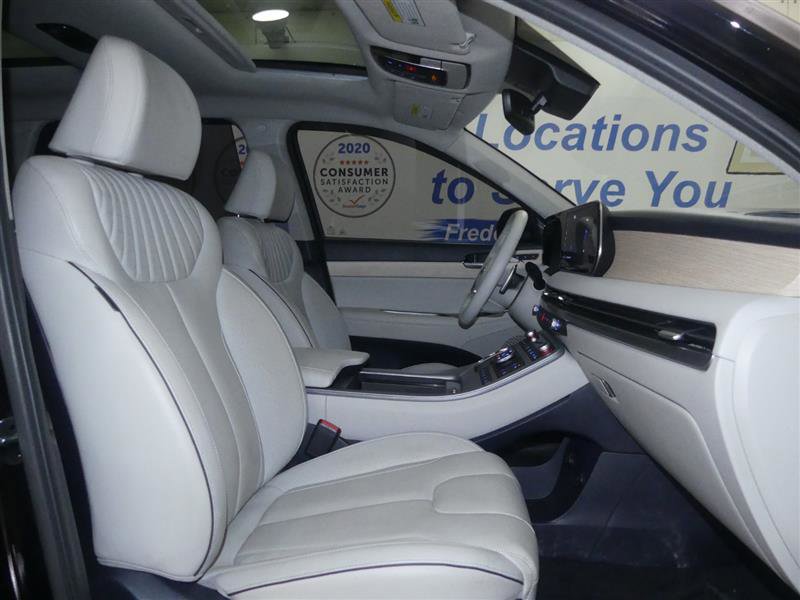 Used 2023 Hyundai Palisade Limited AWD/4WD image 9