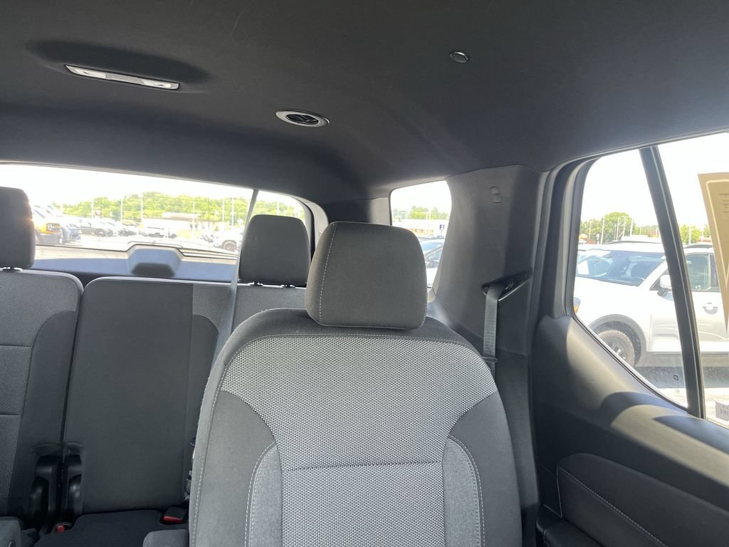 Used 2023 Chevrolet Traverse LT AWD/4WD image 14