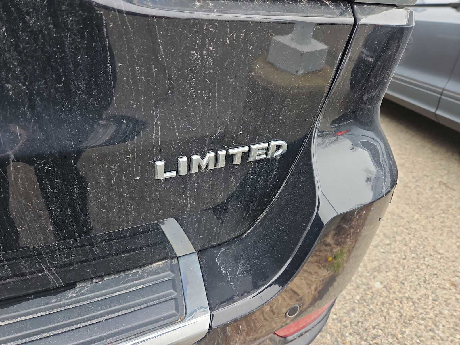 Used 2021 Jeep Grand Cherokee Limited AWD/4WD image 4