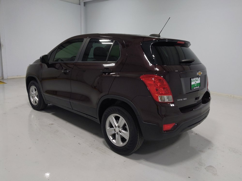 Used 2021 Chevrolet Trax LS w/ Tint and Cruise Package image 5