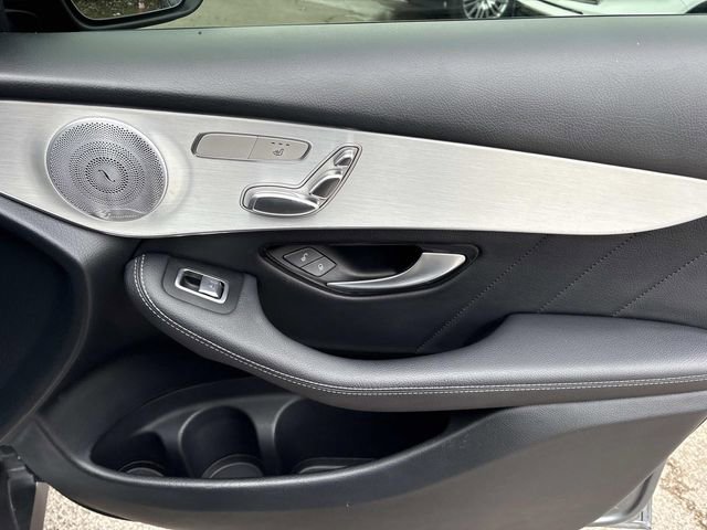 Used 2020 Mercedes-Benz GLC 300 4MATIC image 22