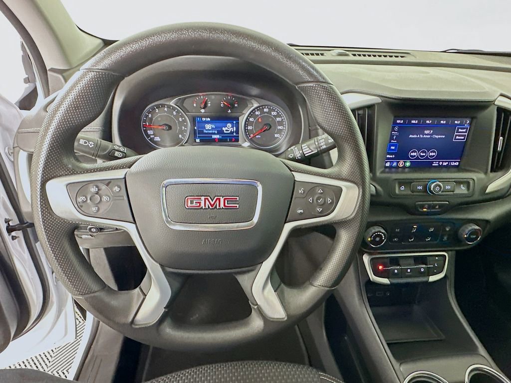 Used 2024 GMC Terrain SLE FWD image 11