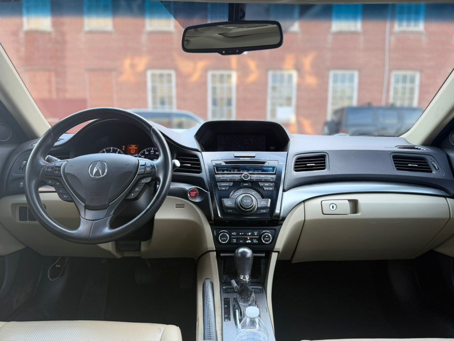 Used 2013 Acura ILX w/ Technology Package FWD image 20