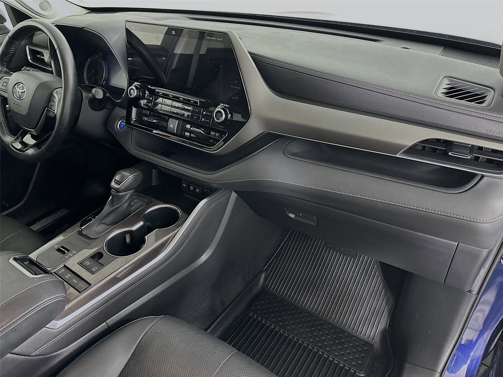Certified 2021 Toyota Highlander Limited image 31